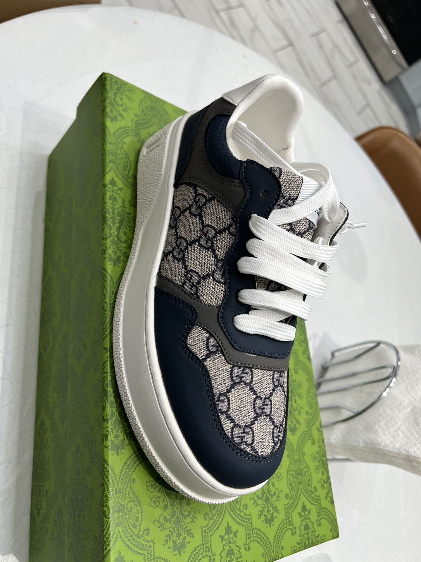 Gucci GG supreme sneaker