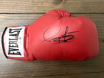 🥊 Deontay Wilder Signed Everlast Boxing Glove — Beckett Witnessed