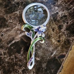 Vintage magnifying glass 