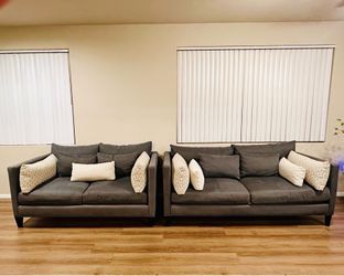 Couch & LoveSeat/All Pictured Pillows Included