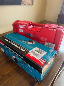 Makita grinder 7”