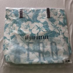 Aeropostal beach bag 