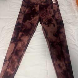 4 Victoria Secret Leggings 