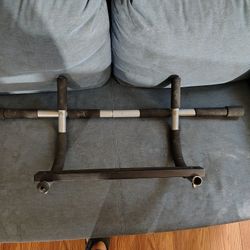 Pull Up Gym Bar