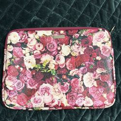 Kate spade laptop sleeve