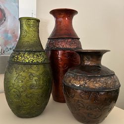 Decorative Hummingbird Plate - China (not glass) Gold edging.  - nice for end table, coffee table, or entry table as a place to drop keys. China (not 