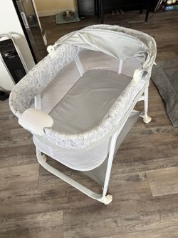 Winnie The Pooh Baby Bassinet