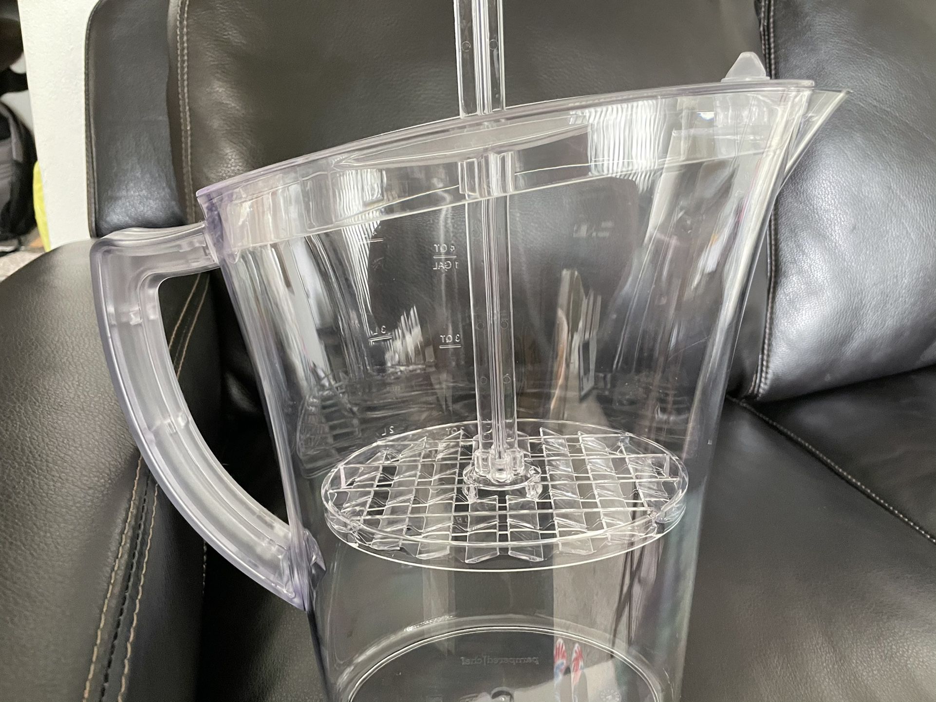 Pampered Chef Pitcher with Quick-Stir for Sale in Orland Park, IL - OfferUp