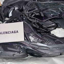 Balenciaga Runner Black