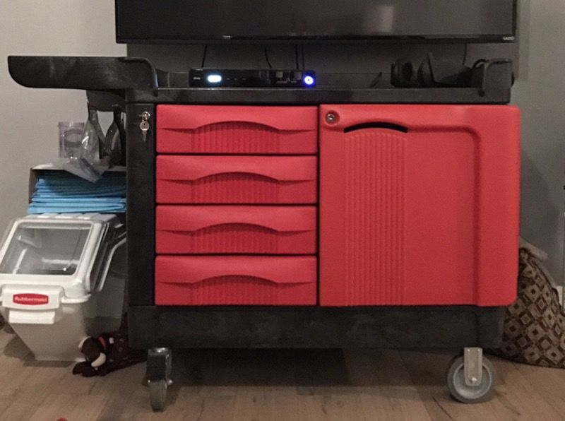 Rubbermaid Trademaster Cart w/ Cabinet