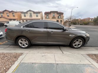2015 Ford Taurus