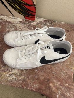 skate shoes