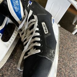 hockey skates, adult, size 13 , Bauer form fit 400, right time of the year, have some fun, $49