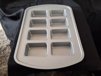 The Pampered Chef MiniLoaf Pan
