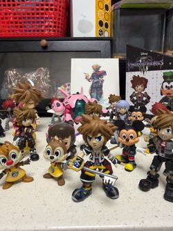 34 Piece Funko & Disney Collectible Lot - Kingdom Hearts, Overwatch