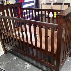 Pottery Kids Baby Crib