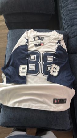 2XL CeeDee Lamb on field jersey