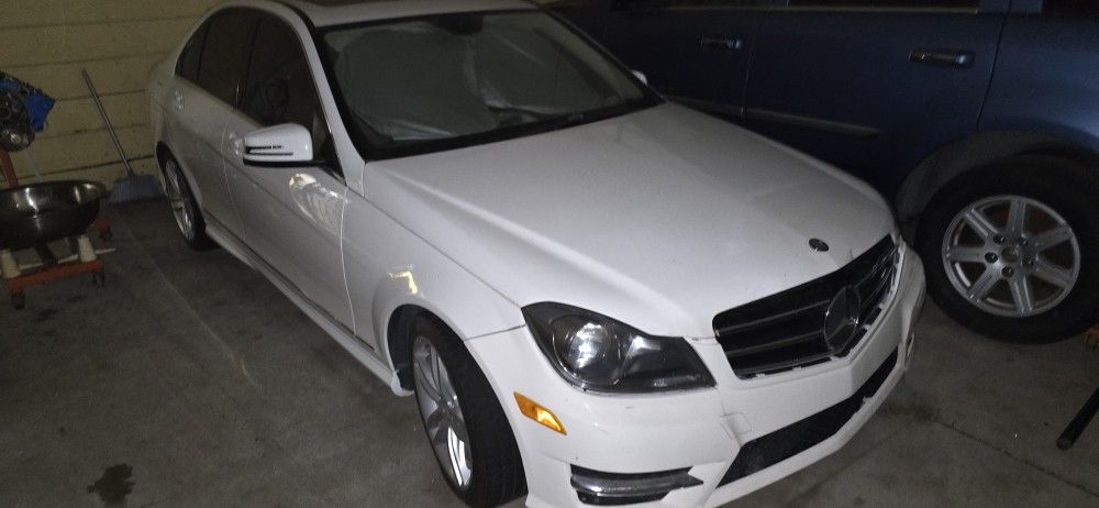 2013 Mercedes Benz C250