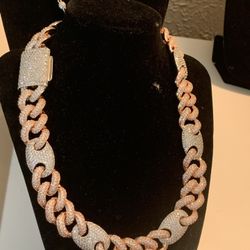 Beautiful Iced Out Two Tone 20inc Cuban Link Chain 
