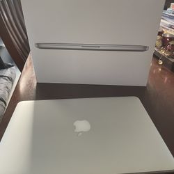 Late 2013 13” Retina MacBook Pro I5 8gb 500 Gb SSD