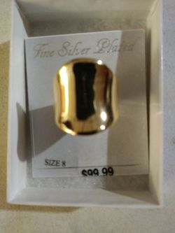 Gold saddle ring