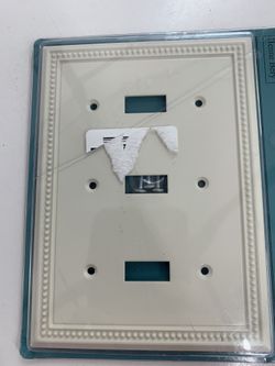 Henne Bery Sunken Pearls Decorative Wall Plate Switch