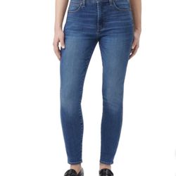 NWT Kirkland women's signature skinny Jeans Blue 