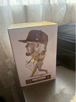 Padres: Luis Arraez bobble head