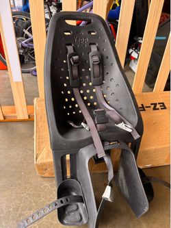 Thule Yepp Maxi 2, like new