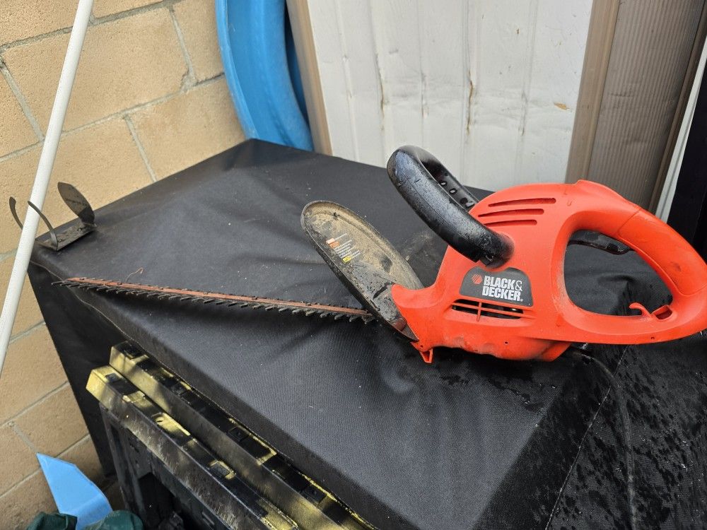Hedge Cutter