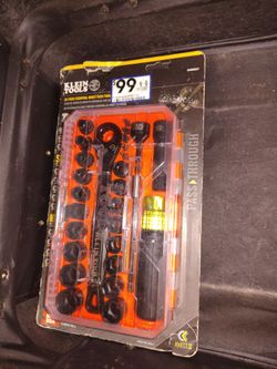 Klein pass threw sockets