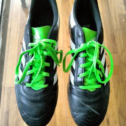 Adidas 10.5 Soccer Cleats 