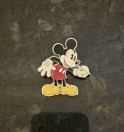 Disney Pie Eyed Mickey Writing with Pencil 2007 Mickey Through Years Booster Pin