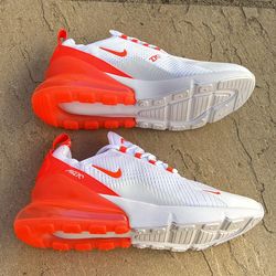 New Nike air max 270 white bright crimson shoes Women’s 11.5, Men’s 10