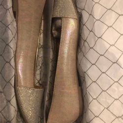 New Woman’s Material Girl Rainbow Sparkly Dress Shoes Size 10