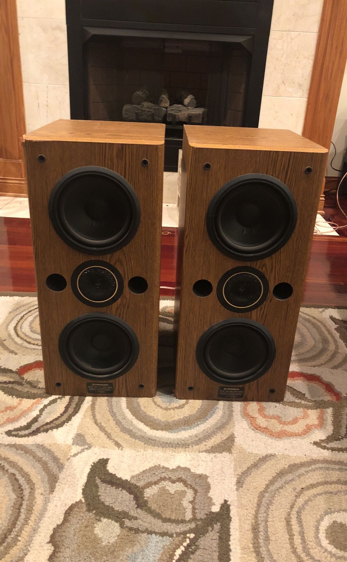 Rare Pioneer ST 100 Speakers