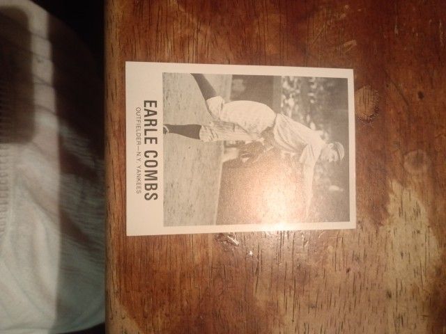 Vintage Baseball Cards For Sale.