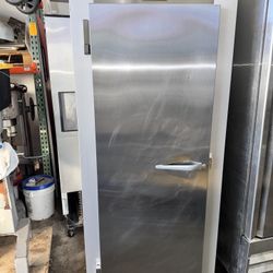 Refrigerator One Door (Almost new.)