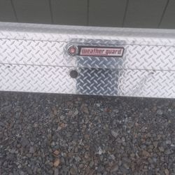 Weatherguard sidemount  diamond plate tool box