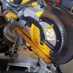 Dewalt 12in Mitersaw Slider