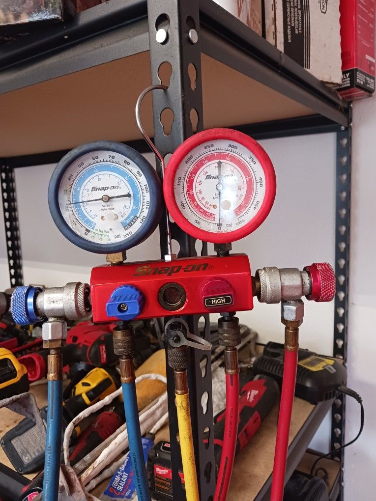 Snap On Tools A/C GAUGES 134A