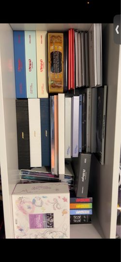 (Need gone asap!!) Kpop Album Lot