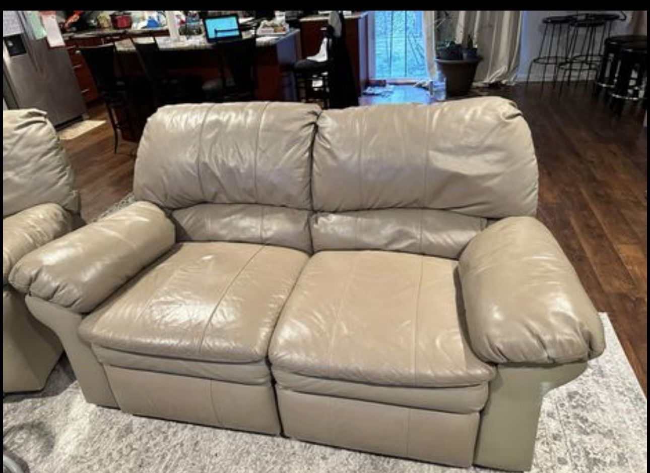 Leather Loveseat And Rocker Recliner