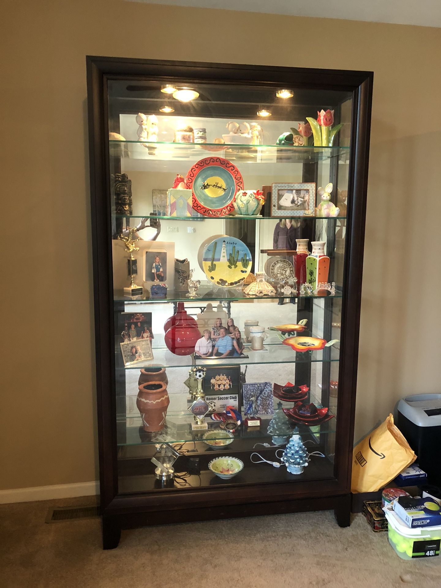 Curio cabinet