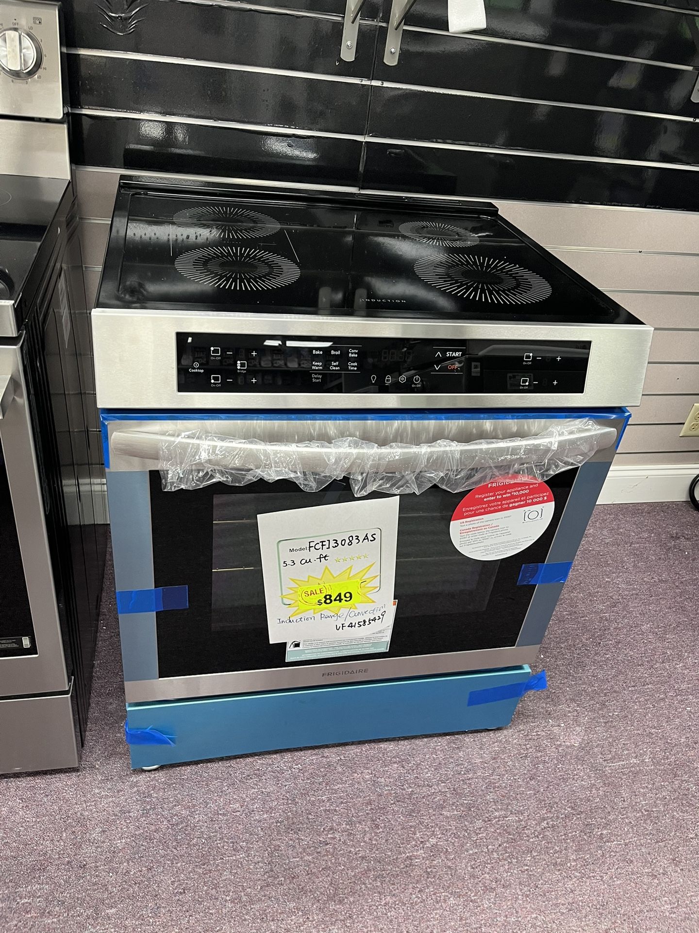 Stove, Frigidaire 30” Induction Range