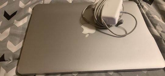 MacBook Pro check description
