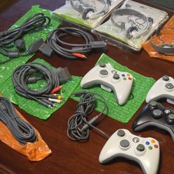 Microsoft Xbox 360 Open Box Bundle: 4x Controllers, LT3 Firmware Mod, Many Accessories
