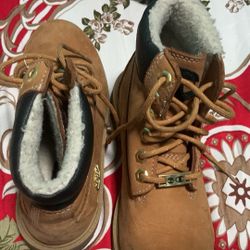 Champion Boots Slightly Used Size 4