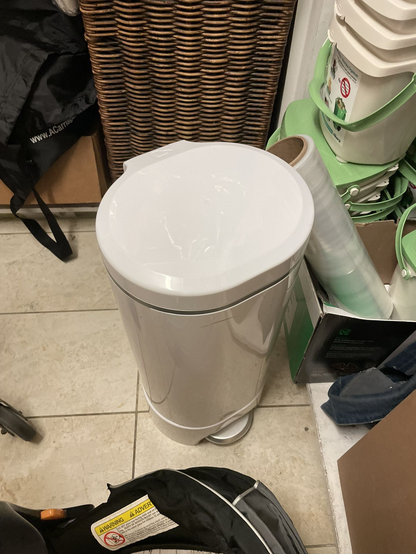 Munchkin Diaper Trash