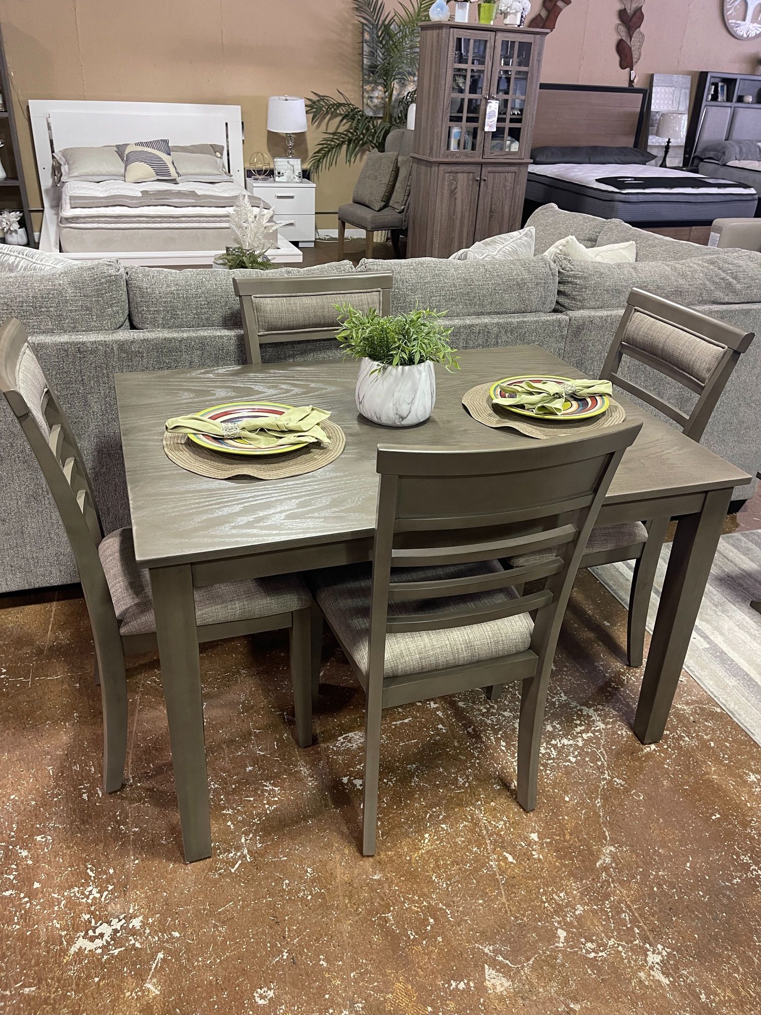 Dining Set Table With 4 Chairs
